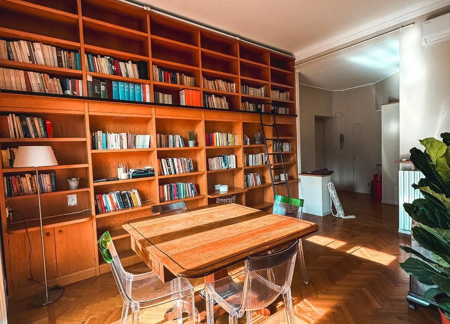 Cozy Apartment In Via Washington Freshly Renovated Milano