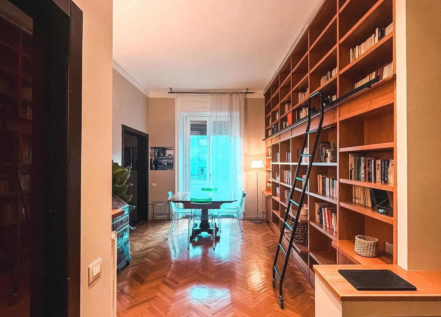 Cozy Apartment In Via Washington Freshly Renovated Milan Italy